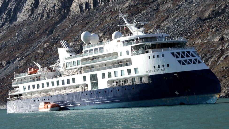 Luxury Cruise Ship with 200+ Passengers Stuck in Greenland