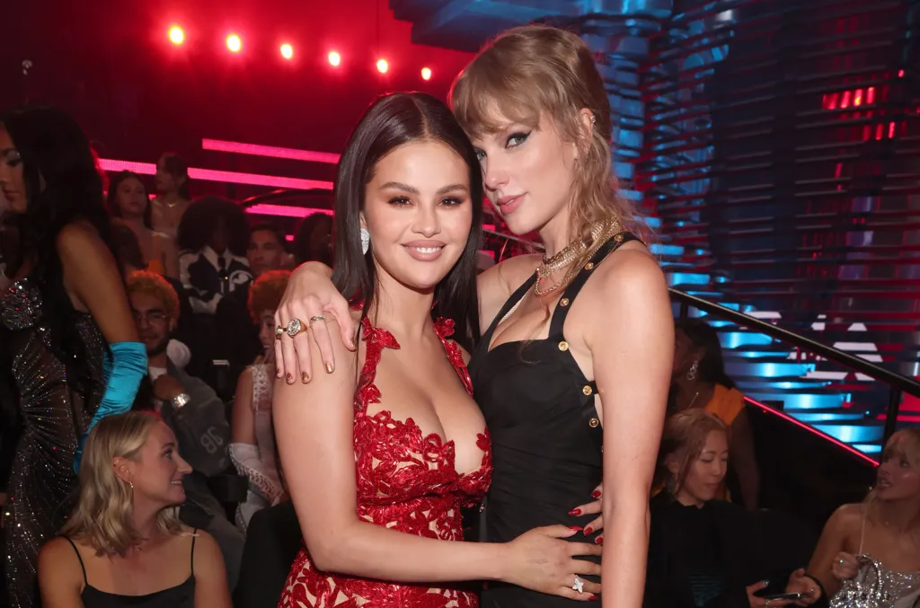MTV VMAs Taylena