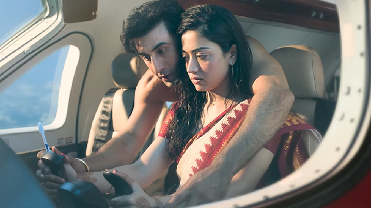 Ranbir Kapoor Teaches Rashmika to Fly in 'Animal' Internet Splits