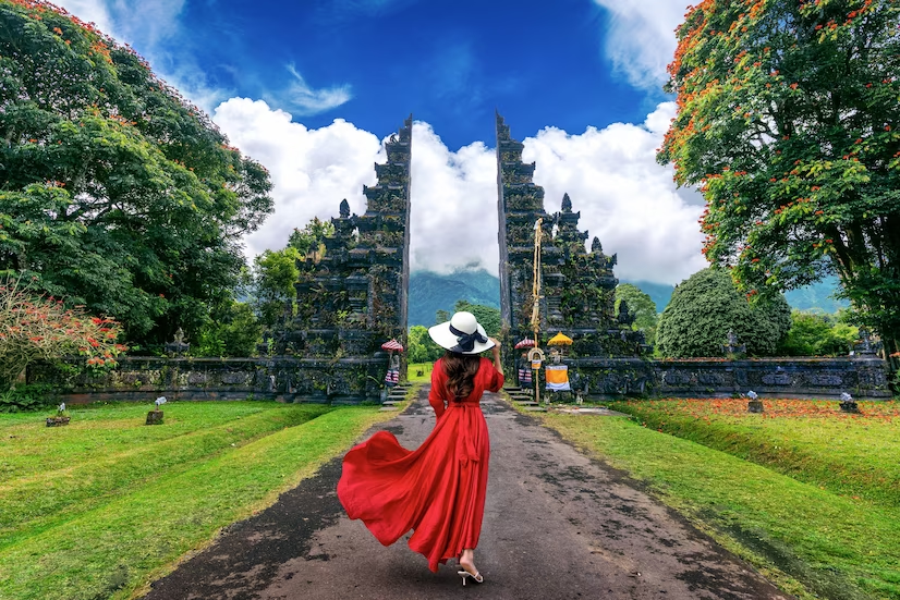 Sri Lanka Tourism: Offers Free Visas to India, China, Russia