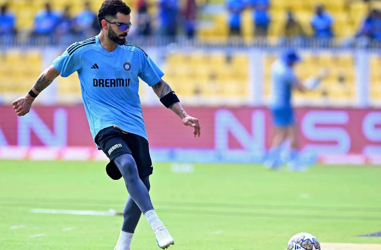 Virat Kohli Flies Back Home for 'Personal Emergency'