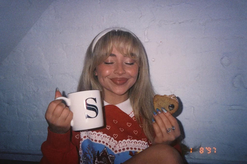 Sabrina Carpenter Releases 'fruitcake EP': A Unique Holiday Spirit