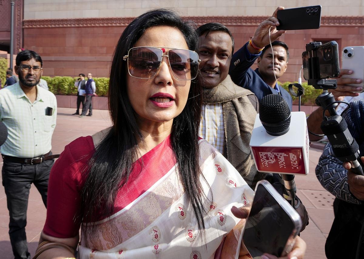 Mahua Moitra Expelled in Cash-for-Query Scandal