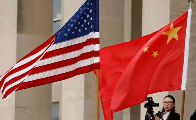 US, China Military Chiefs Hold First Talks in a Year