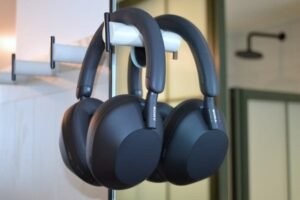Sony Unveils Next-Generation WH-1000XM6 Headphones with Enhanced Features