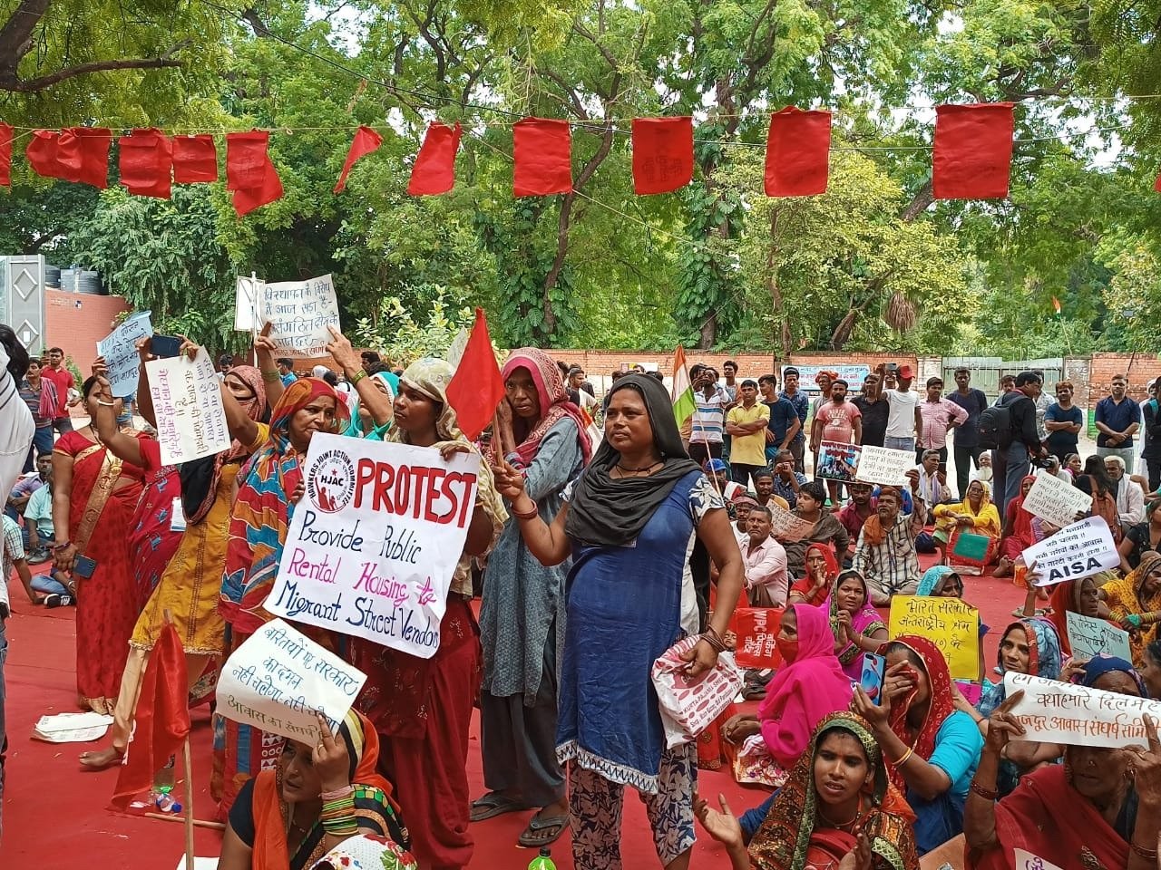 Street Vendors Rally Against Illegal Evictions in Delhi