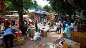 Street Vendors Rally Against Illegal Evictions in Delhi