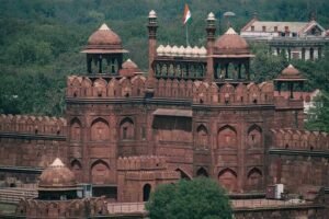 Five Bangladeshi Nationals Detained After Attempting Unauthorized Red Fort Entry