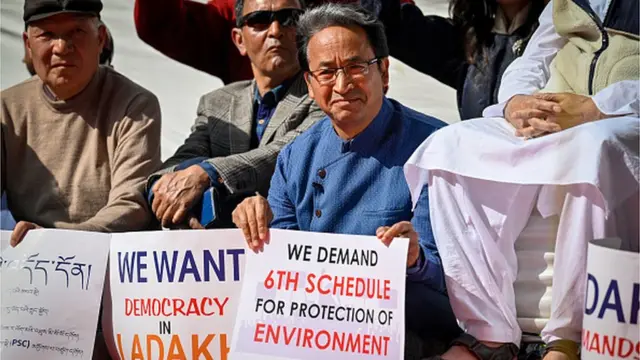 Ladakh Protesters Set BJP Office on Fire over 6th Schedule