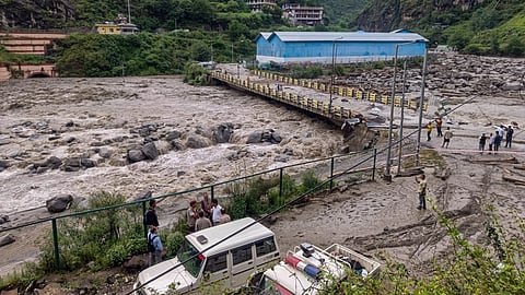 Ravi River Flash Floods Devastate Himachal as Hundreds Stranded Face Crisis