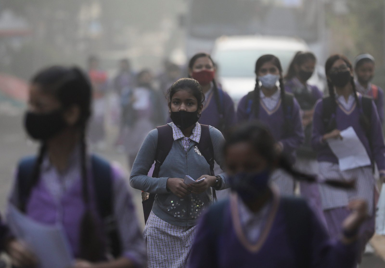 Delhi Air Quality Stays Severe; Schools in Hybrid Model