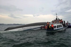 At Least 15 Indian Tourists Die in Vietnam Boat Accident