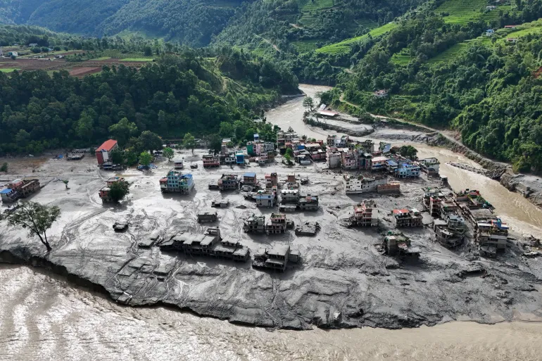 Nepal flash flood Death Toll Rises to 549; Rescuers search for survivors