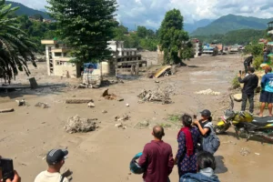 Nepal flash flood Death Toll Rises to 549; Rescuers search for survivors