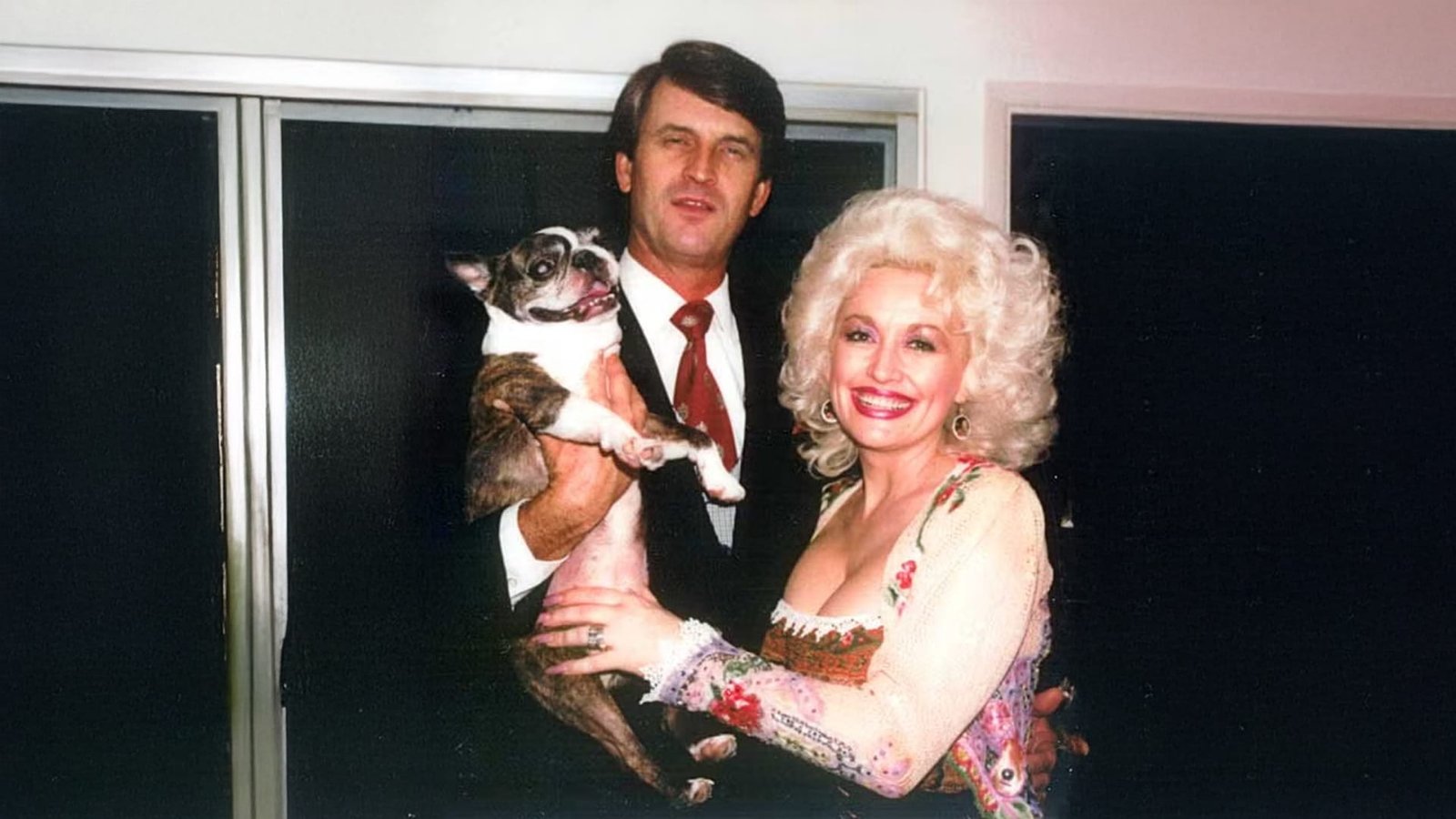 Country Music Icon Dolly Parton dies at 80