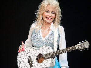 Country Music Icon Dolly Parton dies at 80